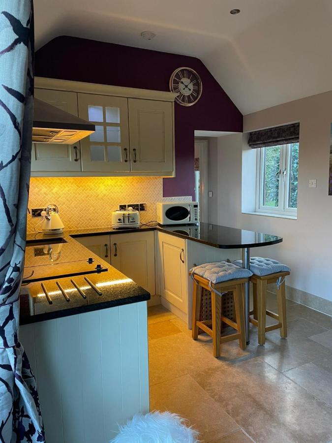 Wisteria Cottage - Hillside Holiday Cottages, Cotswolds Warmington Exterior foto