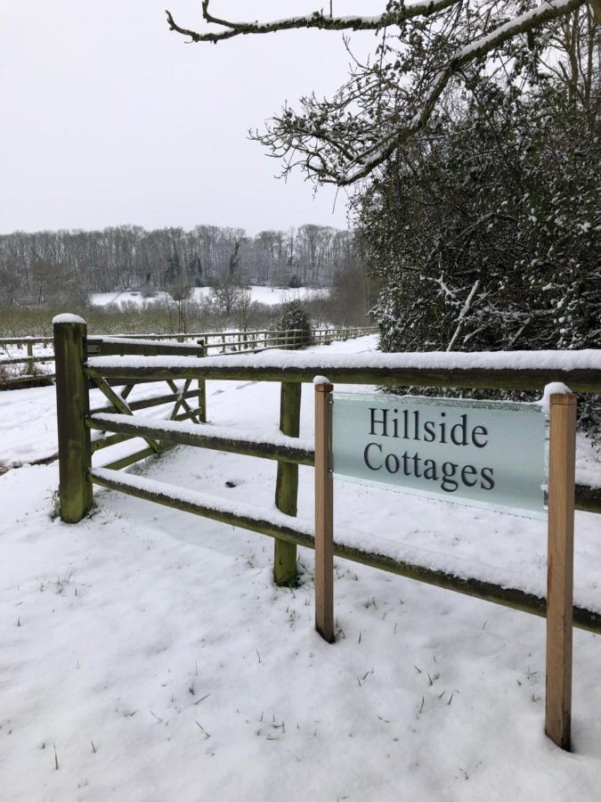 Wisteria Cottage - Hillside Holiday Cottages, Cotswolds Warmington Exterior foto